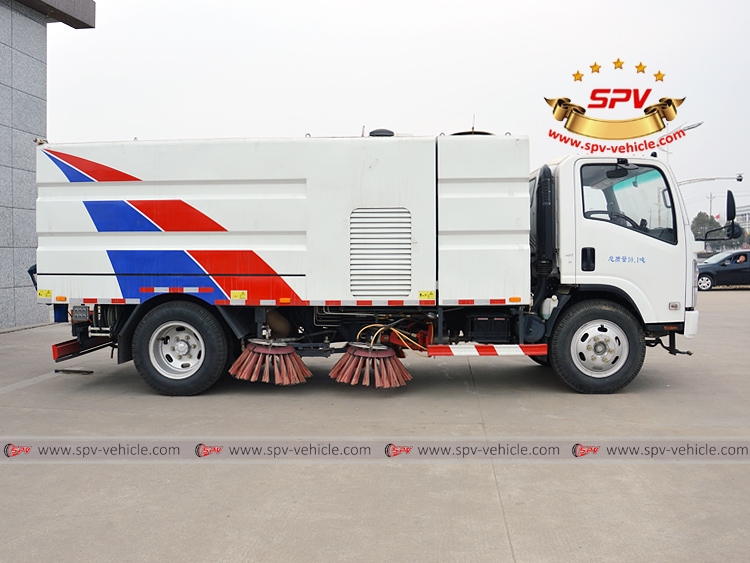 ISUZU 700P Road Sweeper Truck - RS